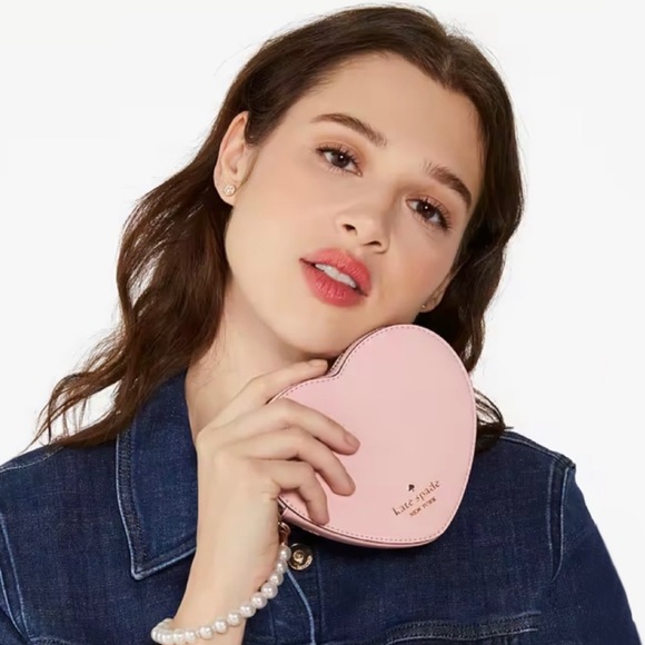 New Kate Spade KG230 Love Shack 3d Heart Wristlet - Picture 8 of 8